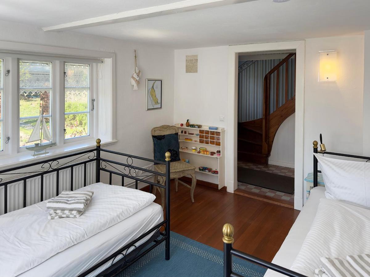 Friesenhaus Amrum Friesenhaushaelfte *Kloenschnack* Suddorf المظهر الخارجي الصورة