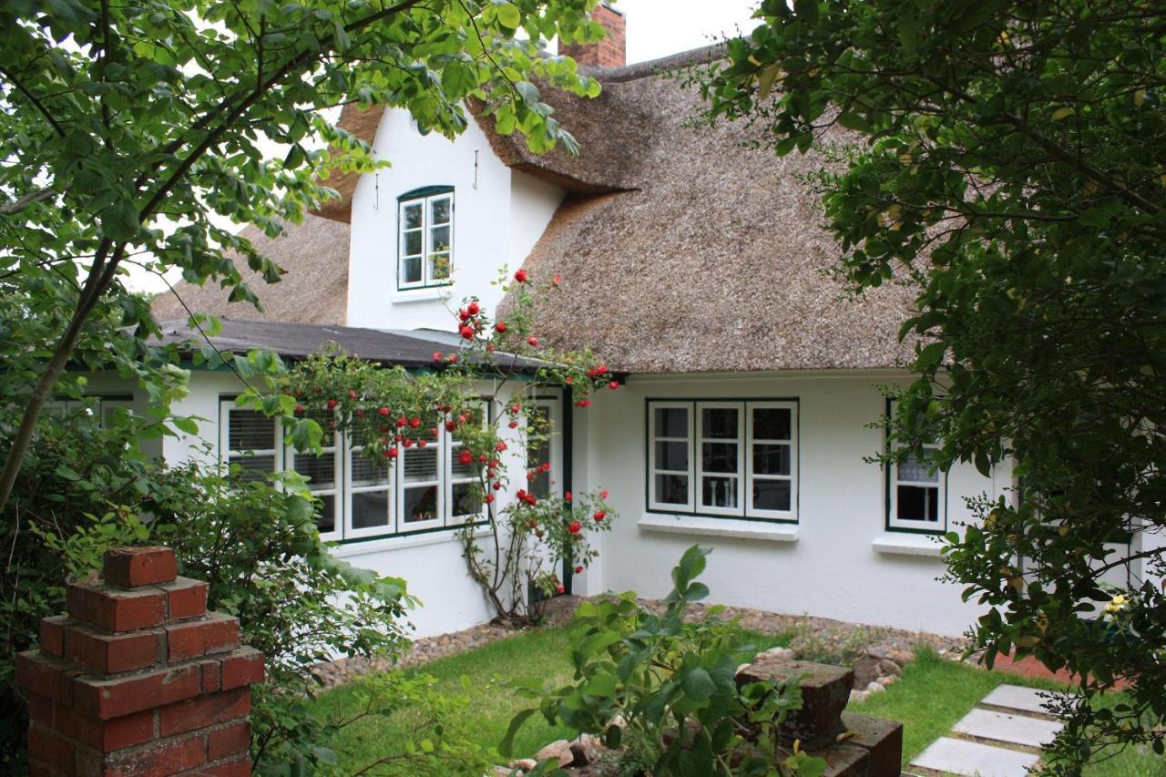 Friesenhaus Amrum Friesenhaushaelfte *Kloenschnack* Suddorf المظهر الخارجي الصورة